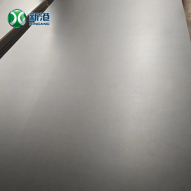 12 mm multiplex met zwarte filmlaag